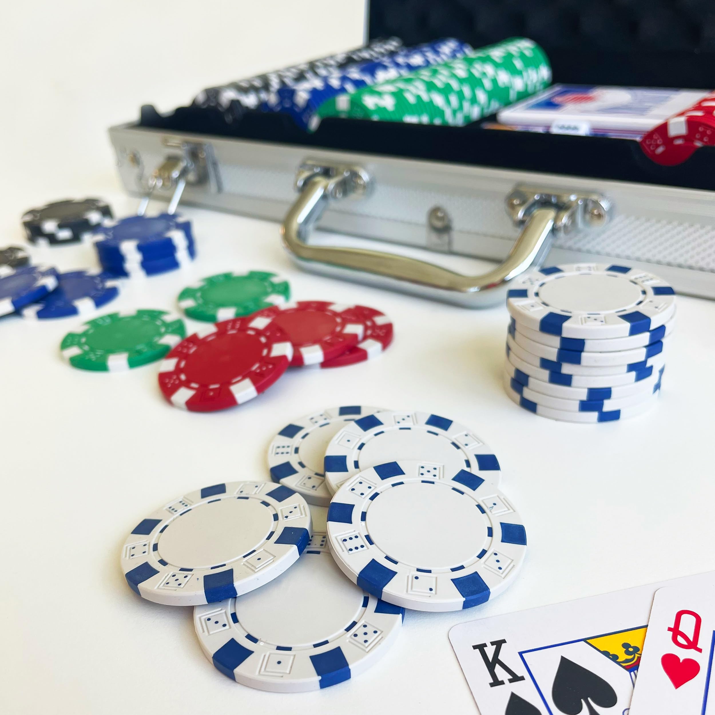 Mallette Poker AutoCadeau Set 300 Jetons Aluminium – Image 3